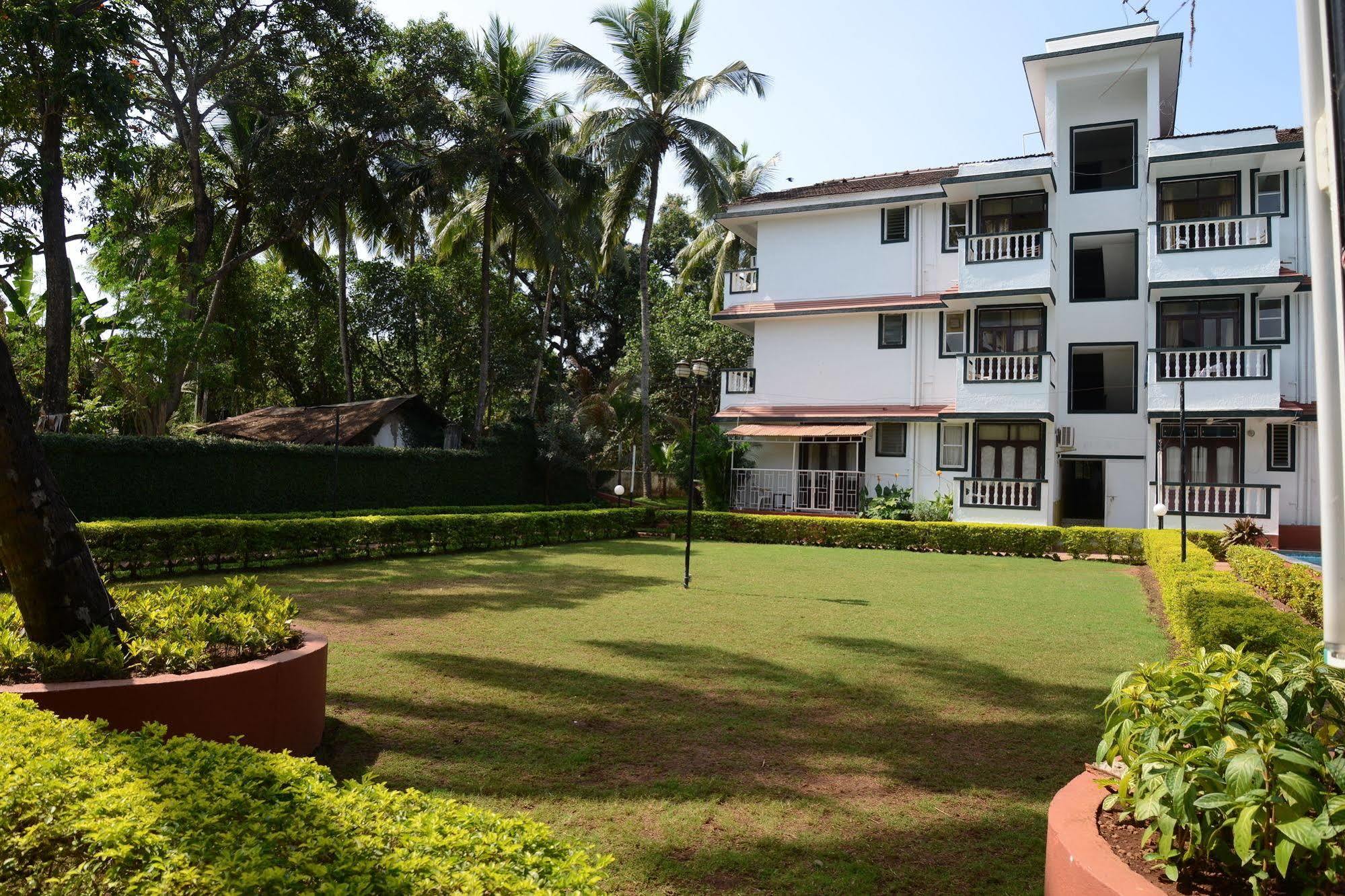 Hotel Valentines Retreat Candolim Exterior foto